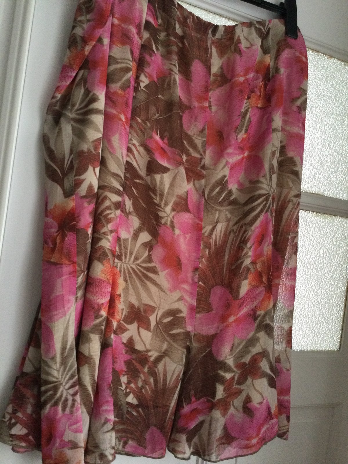 Jupe dame grande taille, Taille 46/48 (XL) ou plus grande, Comme neuf, Enlèvement, Sous le genou