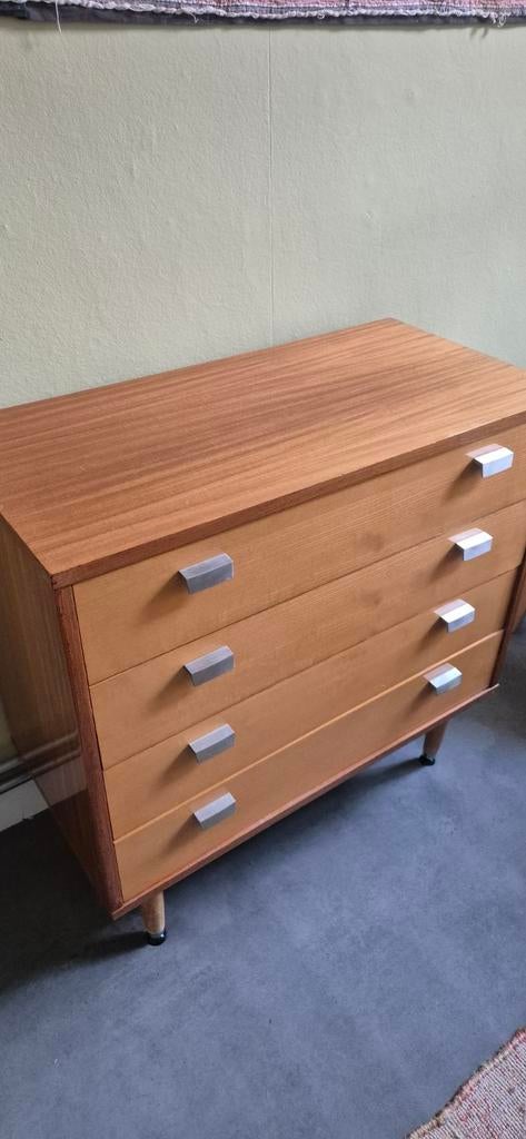 Vintage ladenkast, Enlèvement