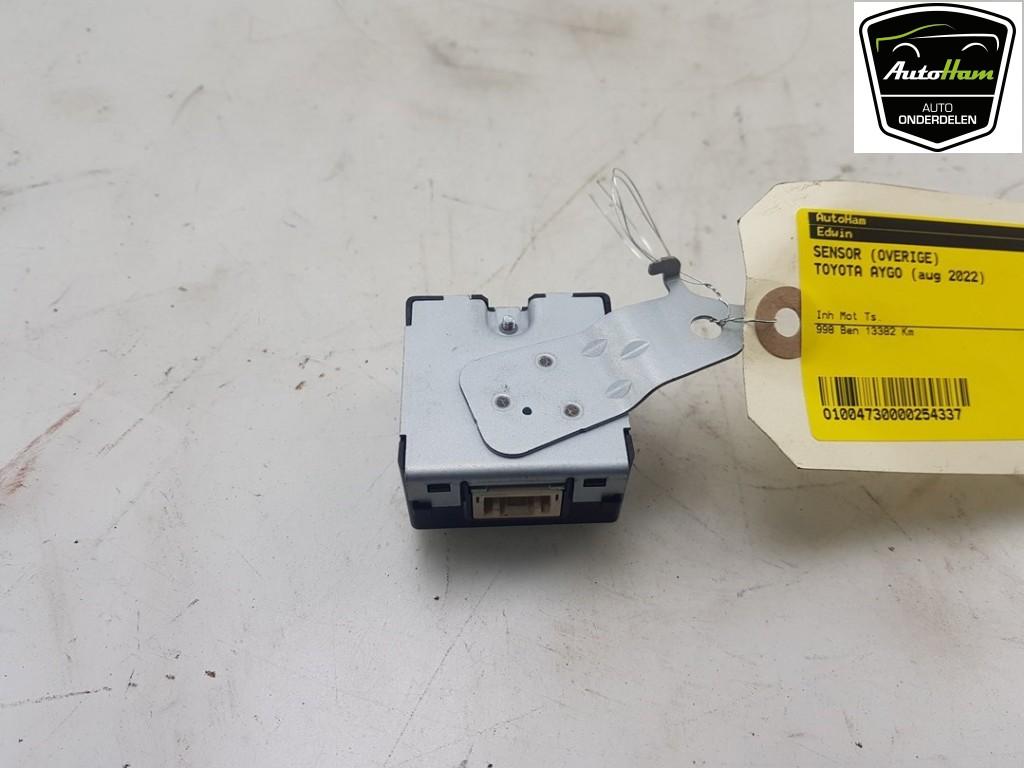 CAPTEUR DIVERS Toyota Aygo X (01-2021/-) (|897410H030|), Utilisé, Toyota