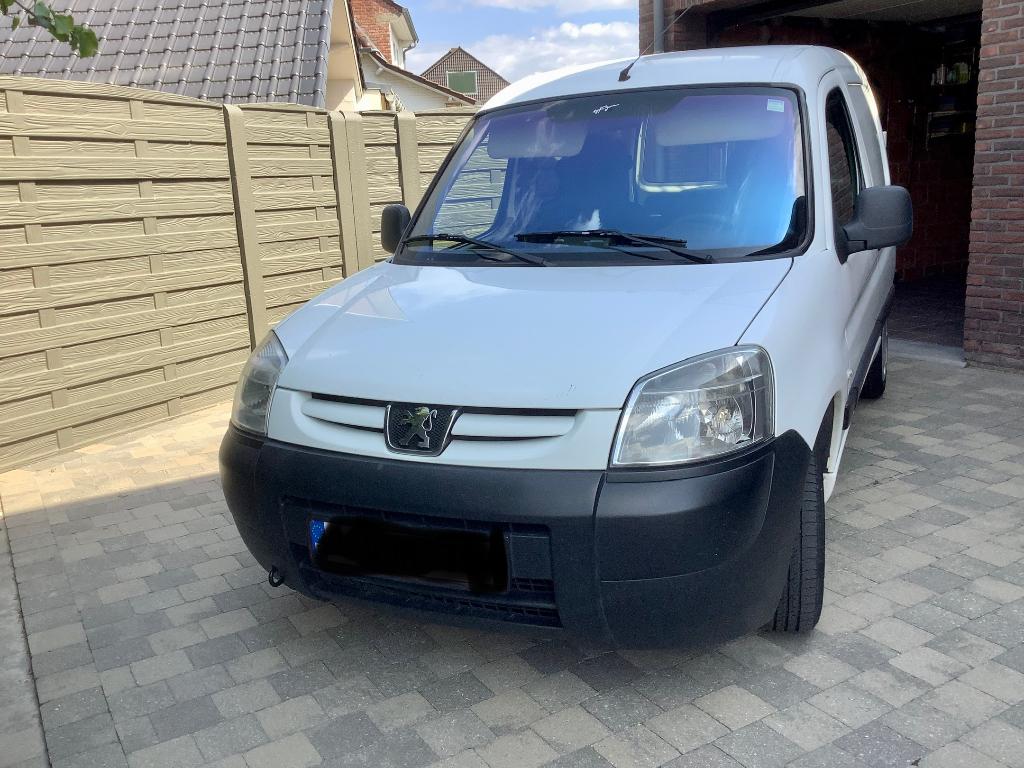 Peugeot partner, Auto's, Bestelwagens en Lichte vracht, 4 deurs, Stof, 4 cilinders, Wit