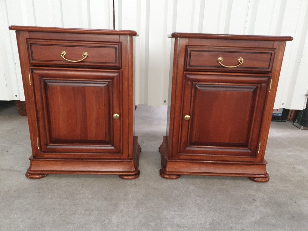 Twee nachtkasten. Gratis levering., Ophalen, Gebruikt