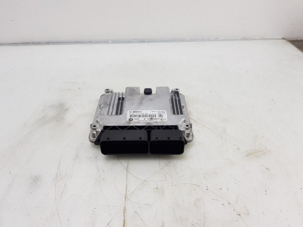 CALCULATEUR MOTEUR ECU BMW 3 serie (F30) (01-2011/10-2018), Robert Bosch AG, Utilisé, BMW, Robert-Bosch-Allee 1
74232  Abstatt, DE