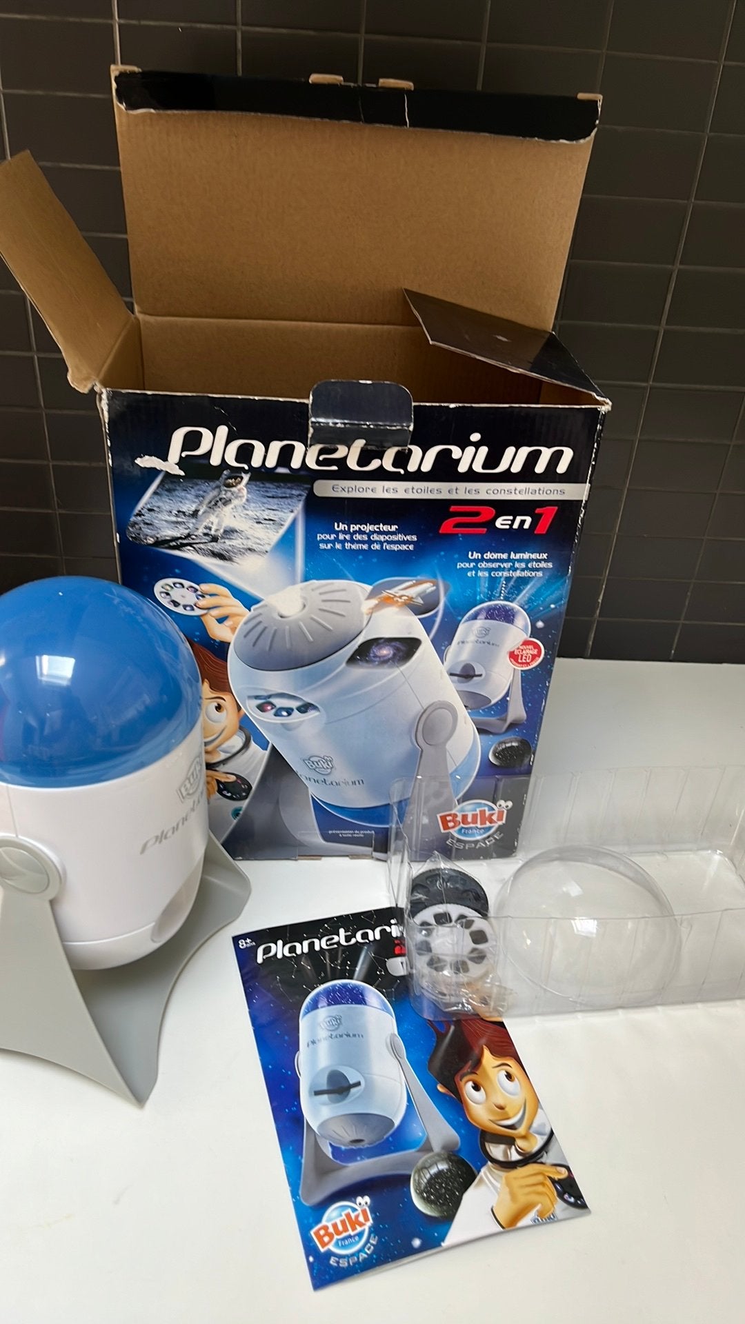 Planetarium 2 en 1 jamais utilisé, Enlèvement, Comme neuf