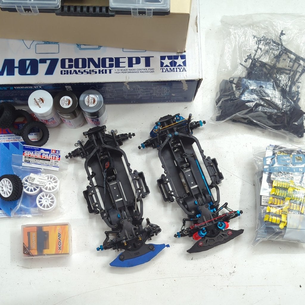 Tamiya M-07, zeer veel nieuw, aluminium, carbon, 2e chassis, Hobby en Vrije tijd, Modelbouw | Radiografisch | Auto's, Ophalen of Verzenden