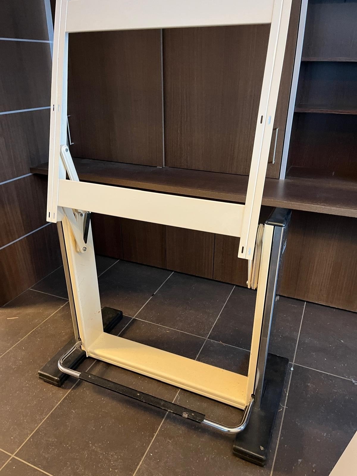Tekentafel  ,, Doe-het-zelf en Bouw, Ophalen
