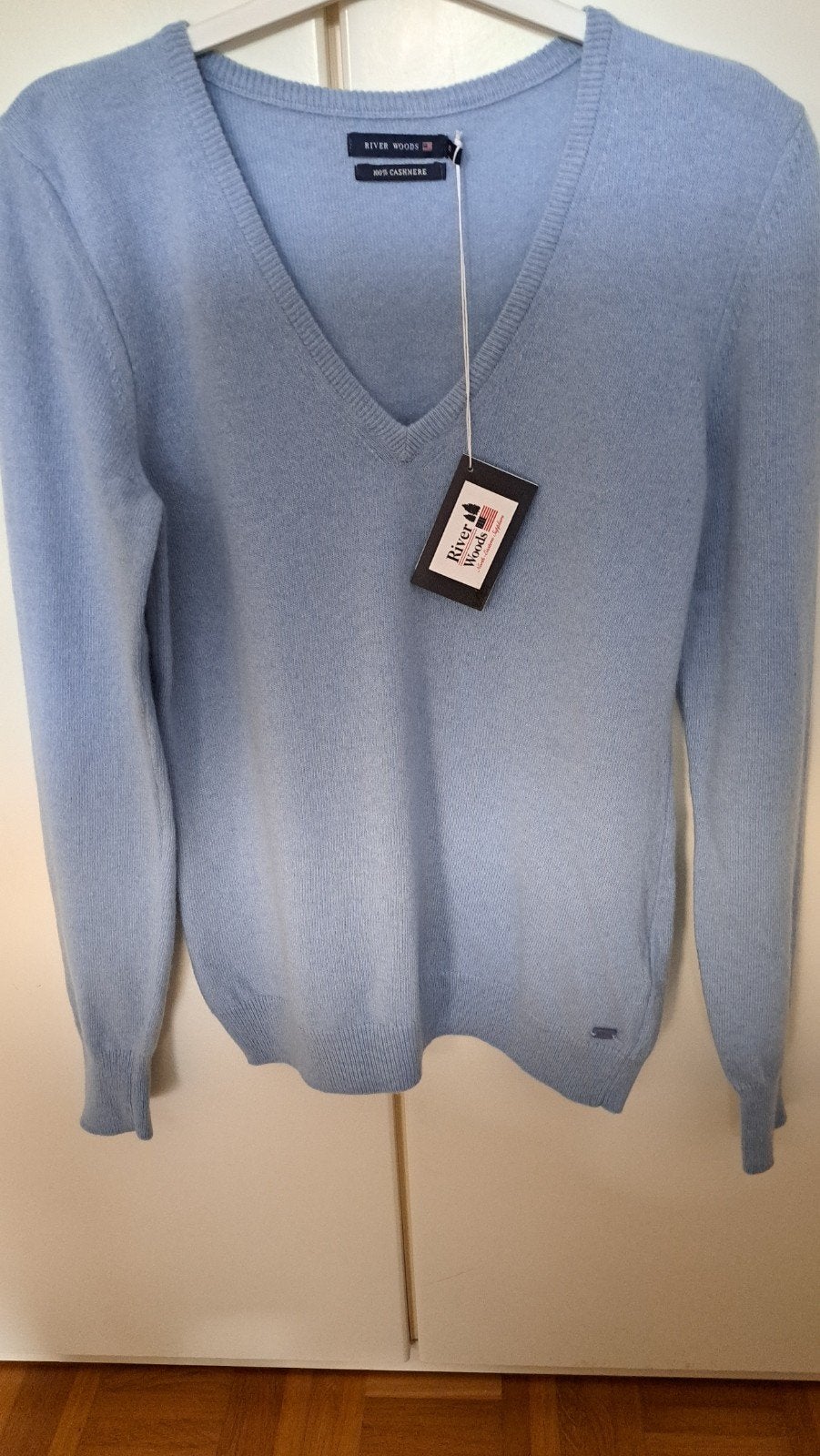 100% Cashmere trui River Woods dames V-hals Nieuw maat S, Blauw, River Woods, Nieuw, Ophalen of Verzenden