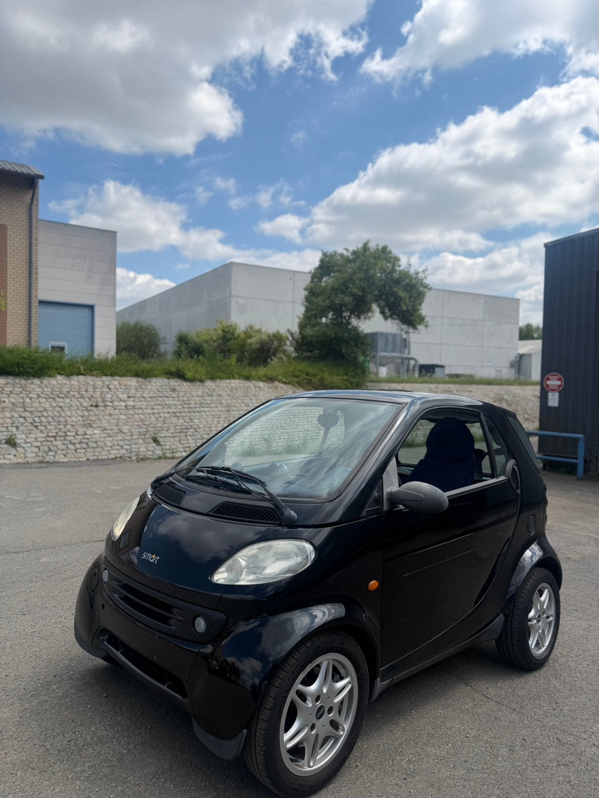 Smart 600 benzine jaar 2000 euro2 59126Km controle ok, Auto's, Smart, Stof, 980 kg, Overige modellen, Zwart