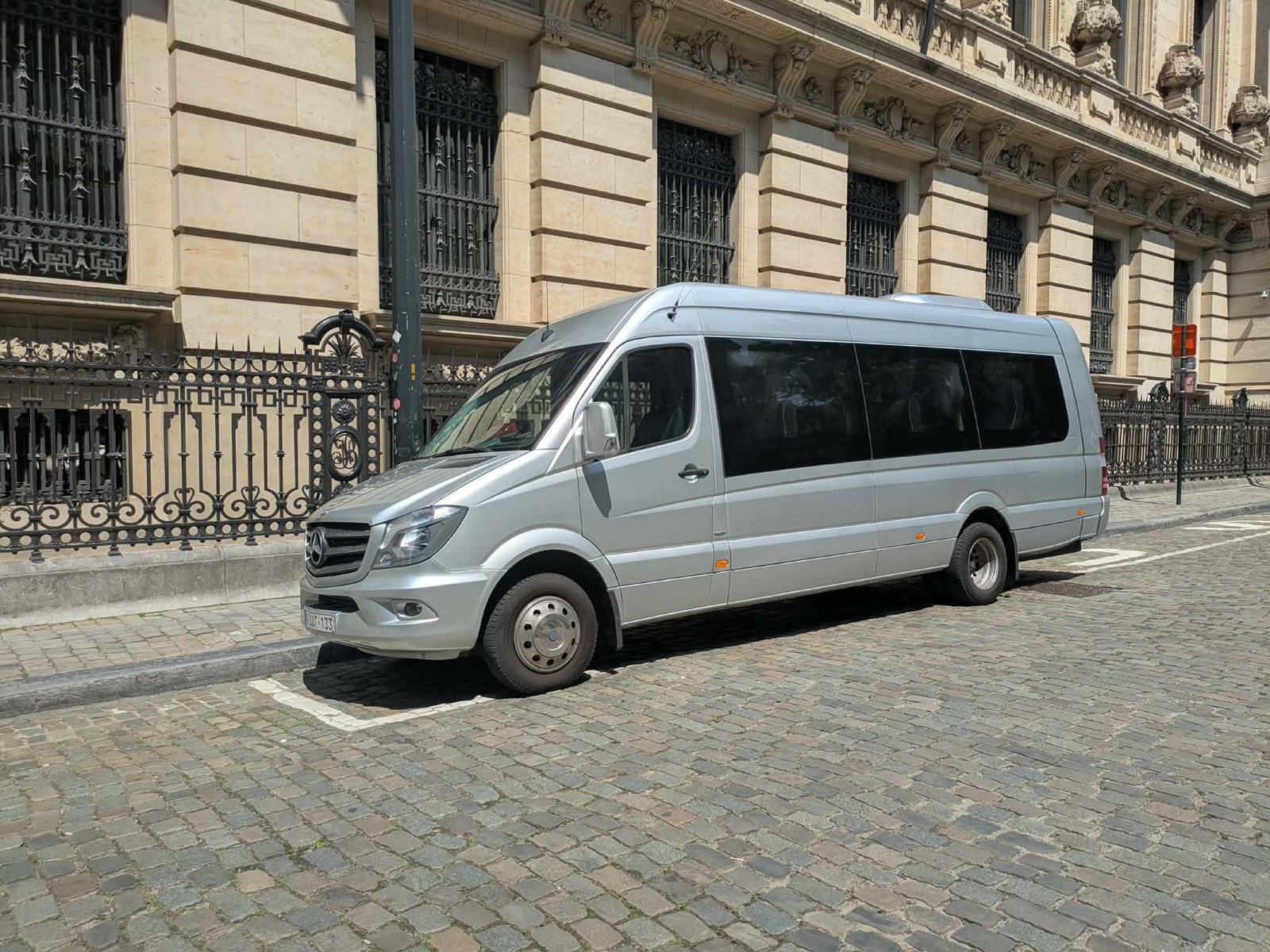 Mercedes sprinter minibus 519CDI, Auto's, Voorwielaandrijving, Elektrische ramen, Leder en Stof, 2987 cc