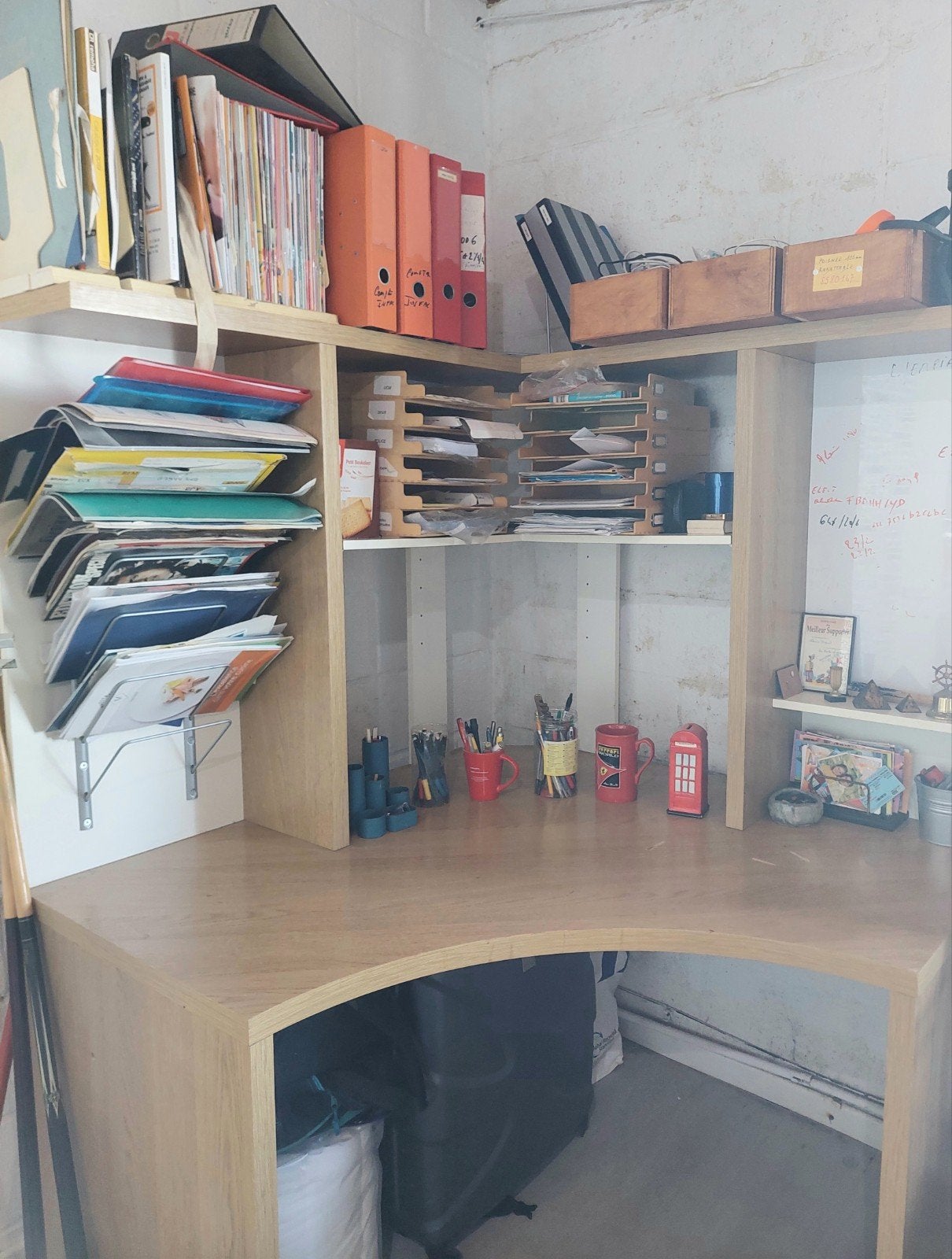 bureau, Enlèvement