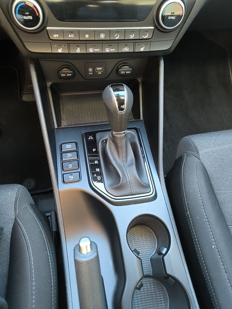 Hyundai Tucson 2018 essence 1.6 Tgi, Autos, Air conditionné, Achat, Euro 6, Carnet d'entretien