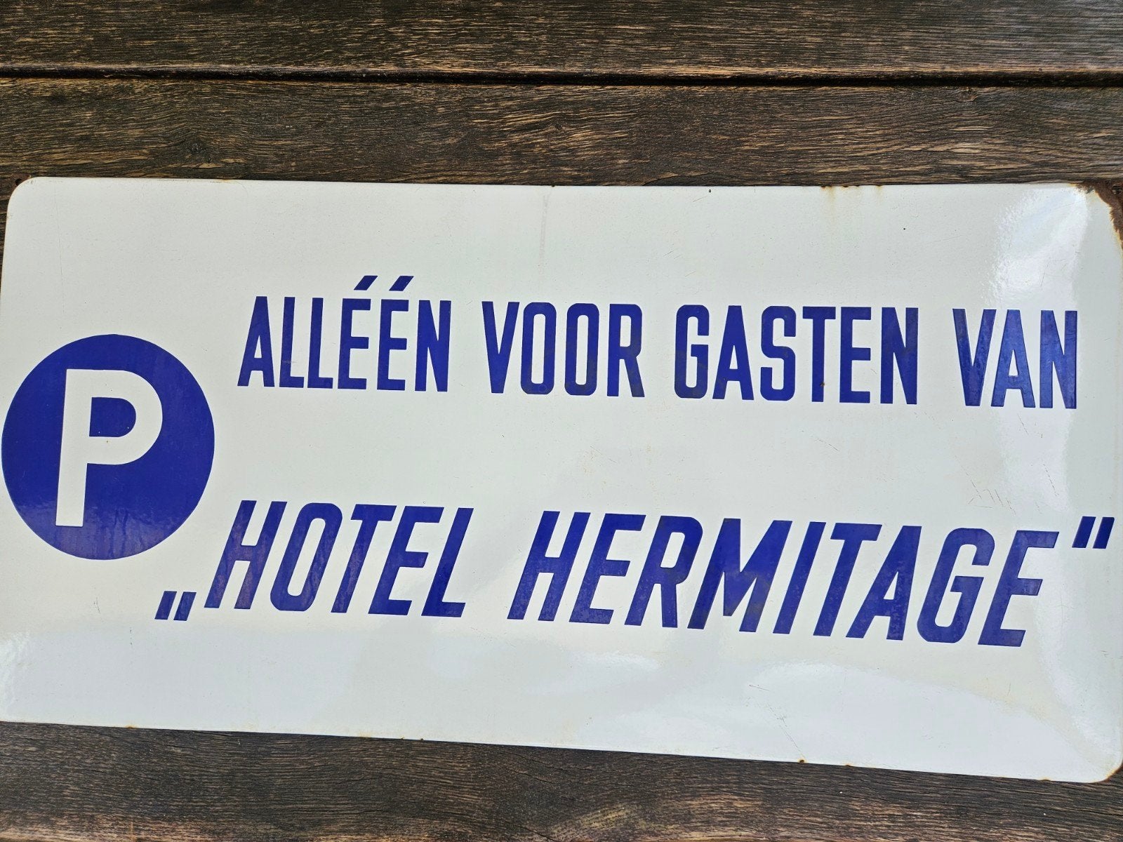 Mooi emaille bord Hotel hermitage, Ophalen