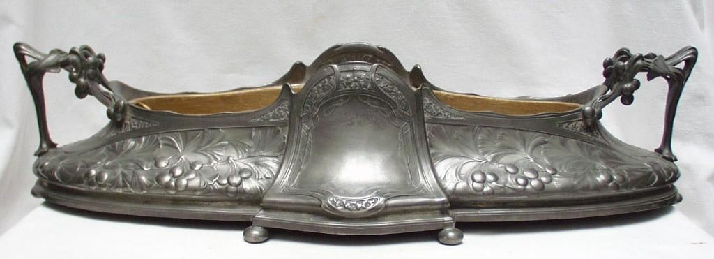 UItzonderlijke jardinière in Art Nouveau - 64 cm. breed., Antiek en Kunst, Antiek | Servies los, Ophalen of Verzenden
