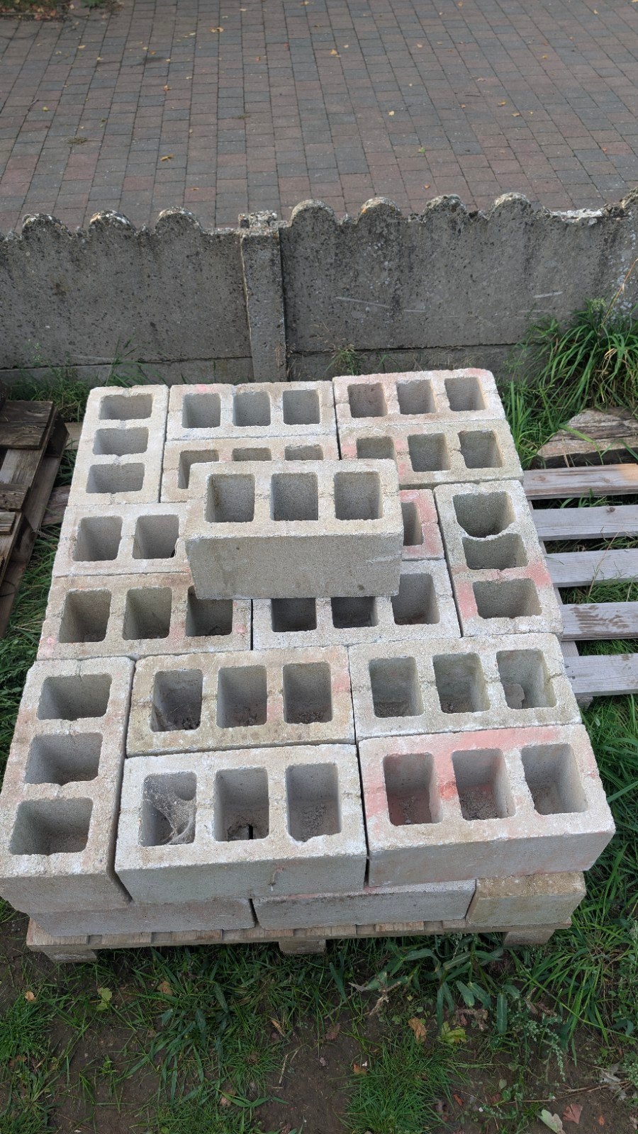 Betonblokken 39x19x19 (31x), Ophalen, Zo goed als nieuw, Beton