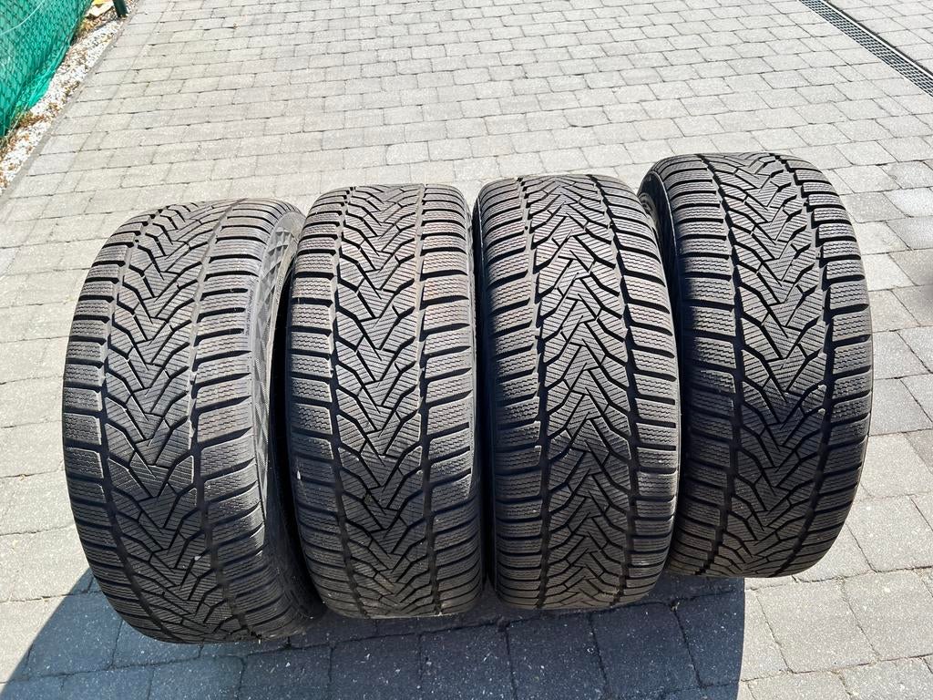 Winterbanden op Mercedes velgen, Auto-onderdelen, Banden en Velgen, Ophalen, Winterbanden, Velg(en)