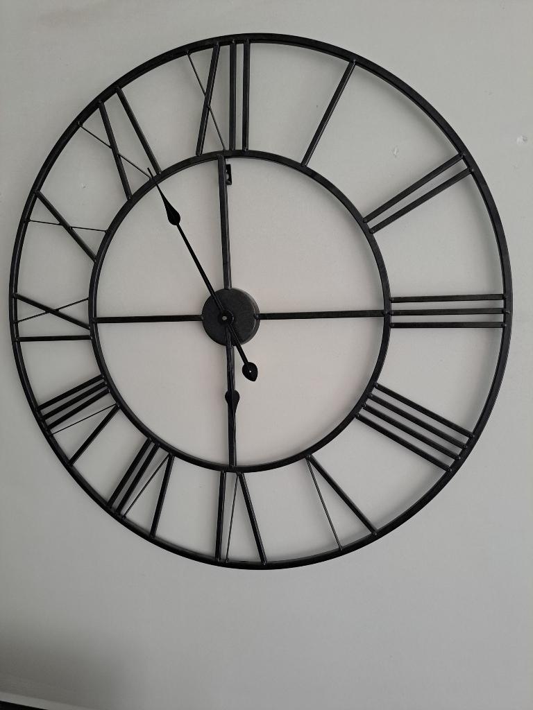Grande horloge en métal, Enlèvement ou Envoi, Comme neuf, Analogique, Horloge murale