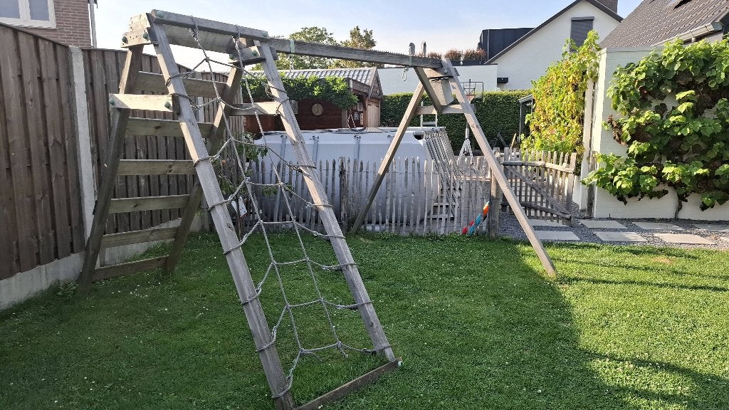 Schommel met klimrek, Enlèvement, Utilisé, Balançoire