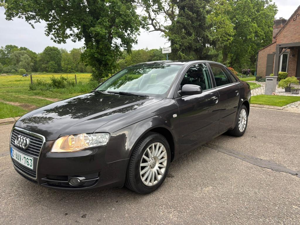 AUDI A4 2.0 TDI 1STE EIGENAAR TOPSTAAT, Autos, Audi, Particulier, A4, ABS, Airbags, Air conditionné, Diesel, Euro 4, Berline, 5 portes