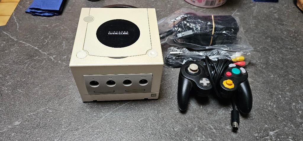 Gamecube blanche, Consoles de jeu & Jeux vidéo, Jeux | Nintendo GameCube, Utilisé, Enlèvement ou Envoi
