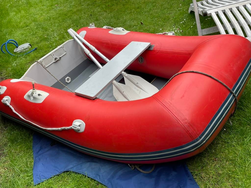 Leuk bootje inclusief 2 motoren draagtas en vloer, Watersport en Boten, Rubberboten, Gebruikt, Elektrisch, Hout, Minder dan 70 pk