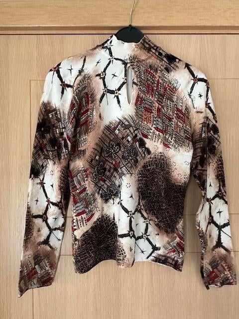 Truitje Bagutti maat M/L (nr7098), Maat 38/40 (M), Bruin, Bagutti, Ophalen of Verzenden