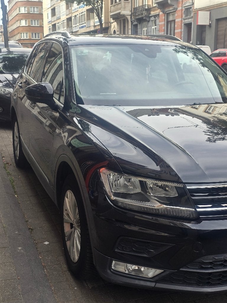 Volksavagen tiguan, Autos, Achat, Noir, 5 portes, Automatique
