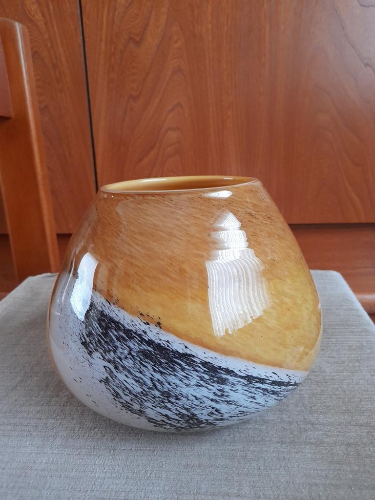Vase en marbre jazz ocre, Enlèvement ou Envoi