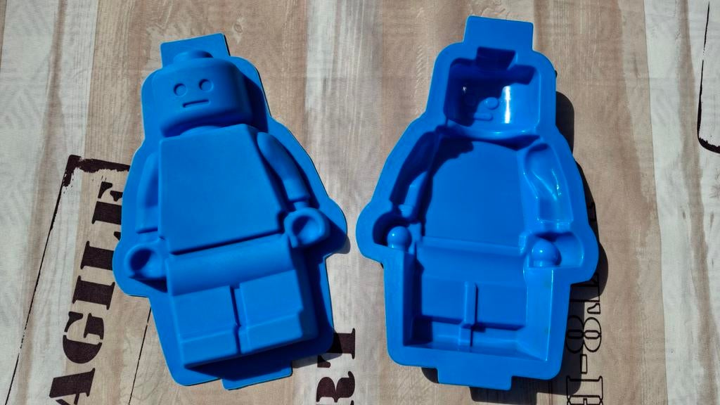 2 siliconen bakvormen Lego, Verzenden, Zo goed als nieuw, Bakvorm