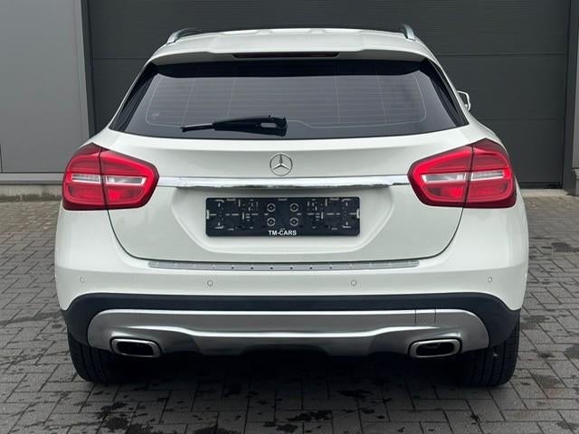 Mercedes-Benz GLA 250 panoramisch dak, Auto's, Mercedes-Benz, 4 cilinders, Leder en Stof, Wit, Bedrijf