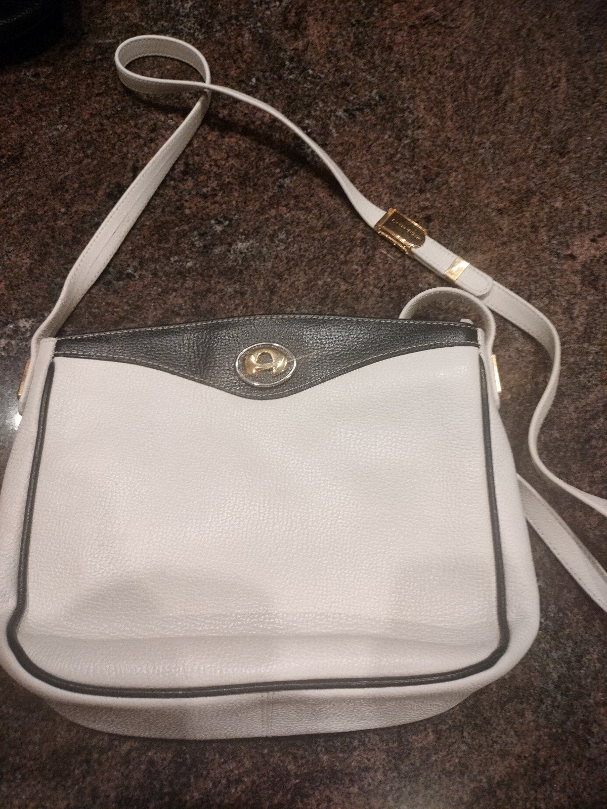 Handtas Apollo, Handtassen en Accessoires, Tassen | Damestassen, Ophalen, Handtas