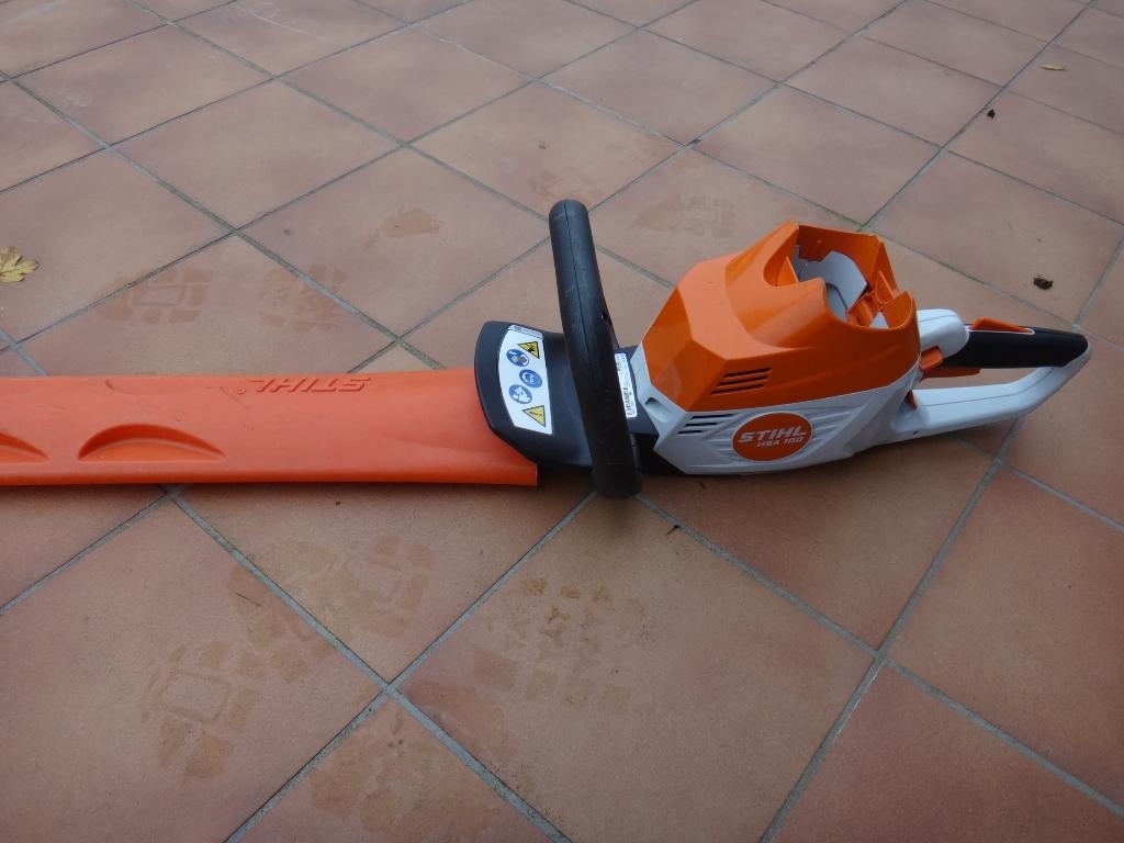 Stihl heggenscharen, Tuin en Terras, Ophalen, Zo goed als nieuw, Benzine, Stihl