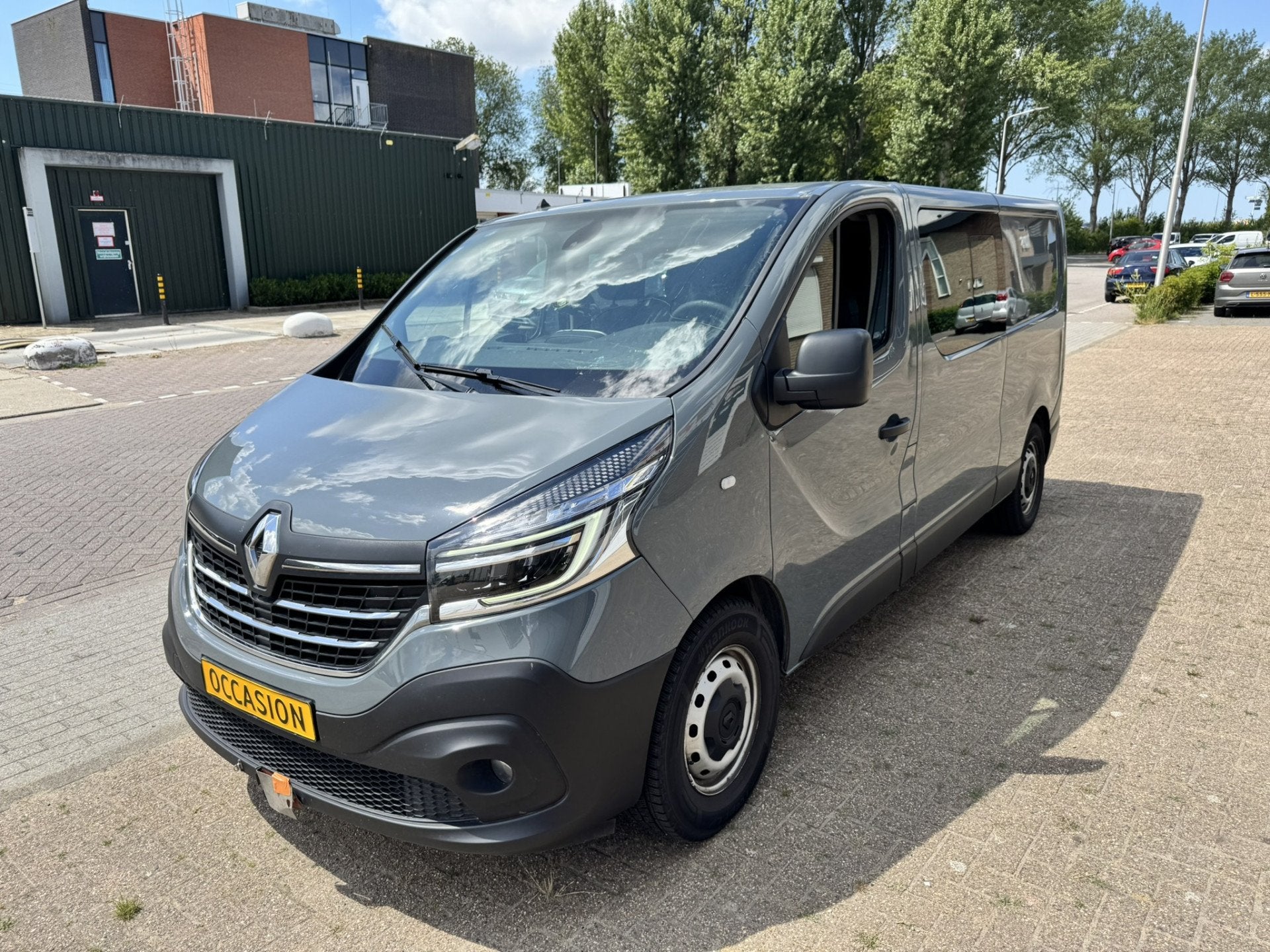 Renault Trafic 2.0 dCi 145 L2H1 DC Automaat Comfort*Navi*Air, Gebruikt, 4 cilinders, Renault, Bedrijf