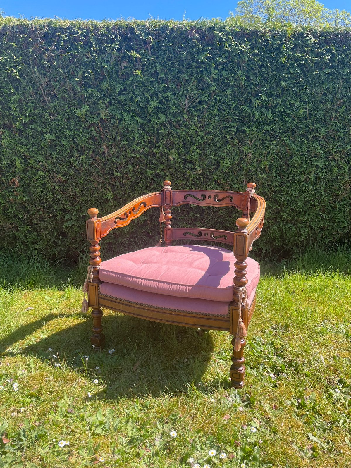 Vintage hand gesneden Giorgetti fauteuil, Ophalen