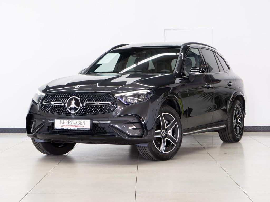 Mercedes-Benz GLC 300 e 4M AMG Premium Plus Night PANO 4W-st, Auto's, Automaat, Gebruikt, Zwart, 4 cilinders