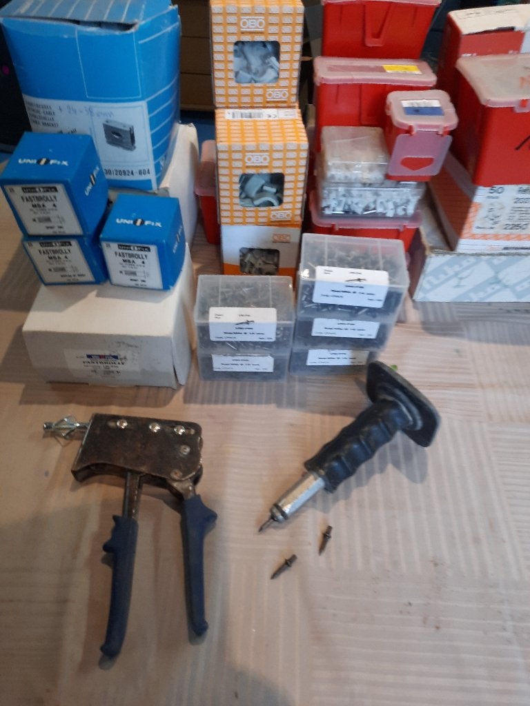 Bevestigings materialen, Ophalen, Nieuw, Overige typen