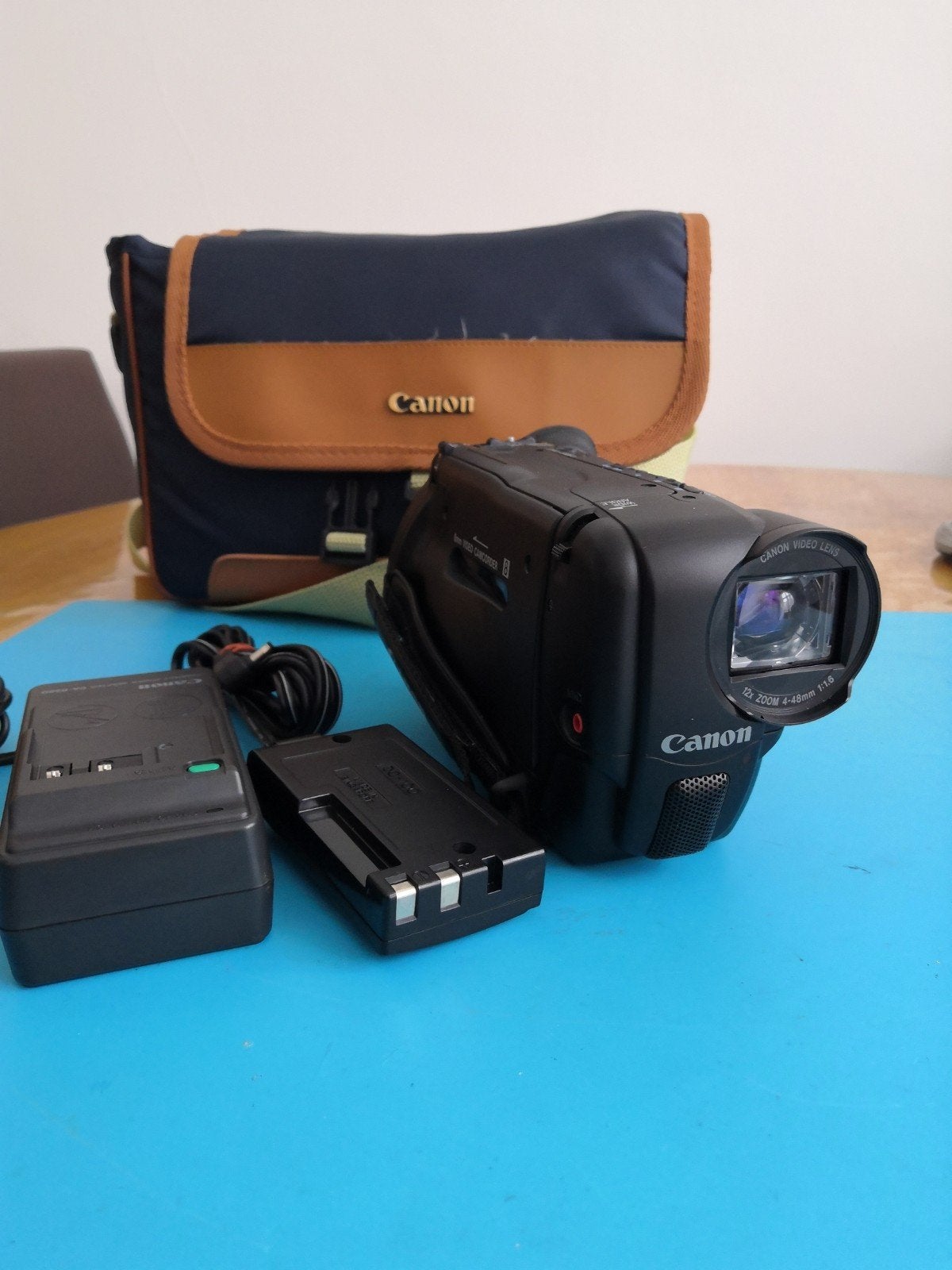 Canon UC 200E, Audio, Tv en Foto, Videocamera's Digitaal, Ophalen of Verzenden