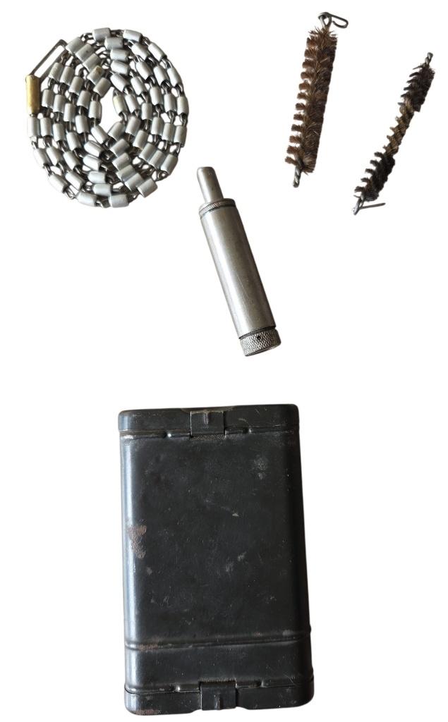 kit de nettoyage allemand WW2 K98 avec numéro 64, Collections, Enlèvement ou Envoi