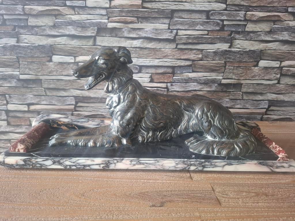 Beeld hond art deco, Ophalen