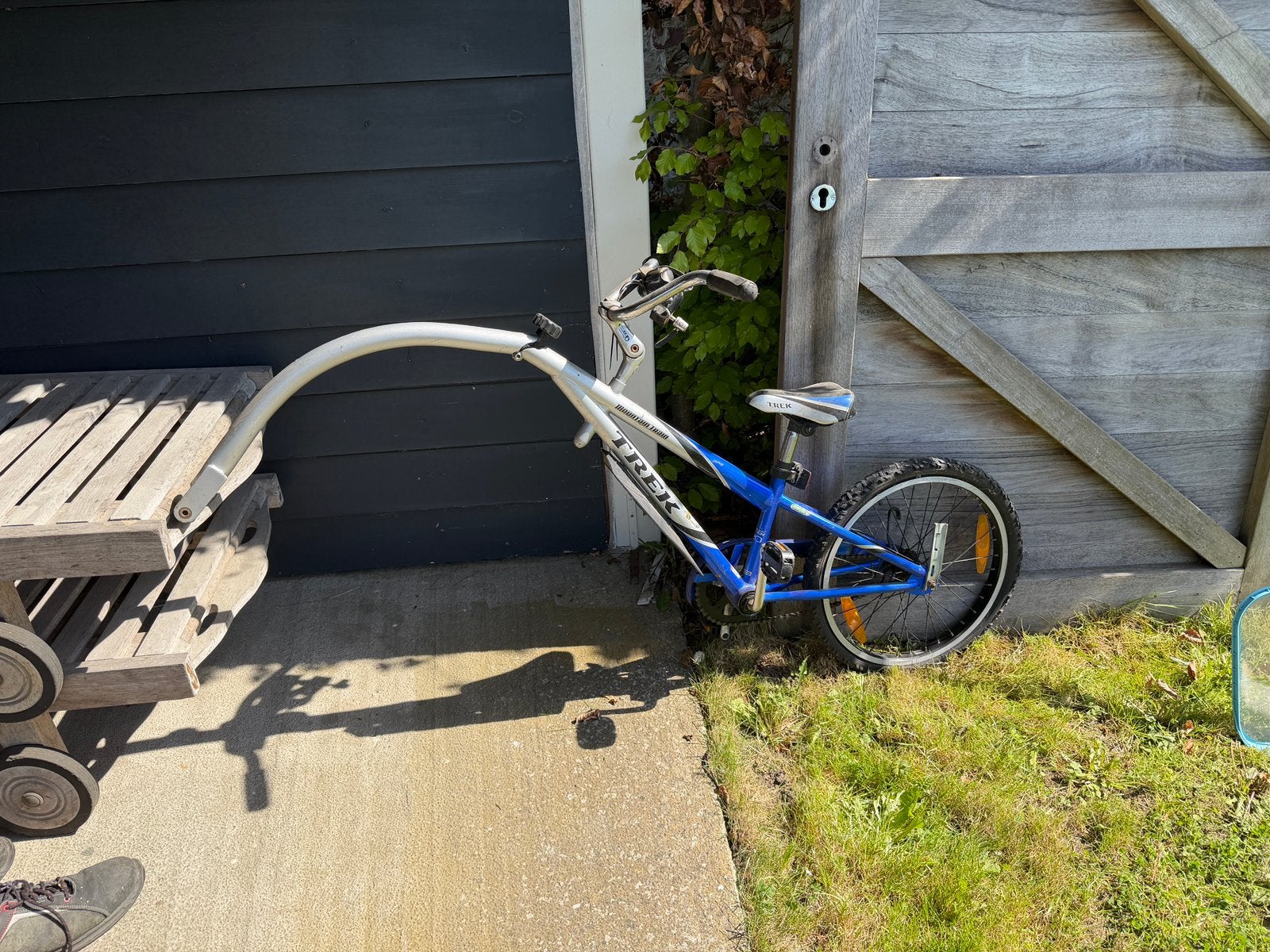 Trek trailer bike met koppelstukken, Ophalen, Gebruikt, Aanhangfiets