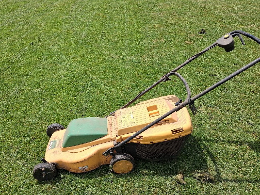 Stiga grasmachine, Ophalen, Gebruikt, 30 t/m 39 cm, Elektrische grasmaaier