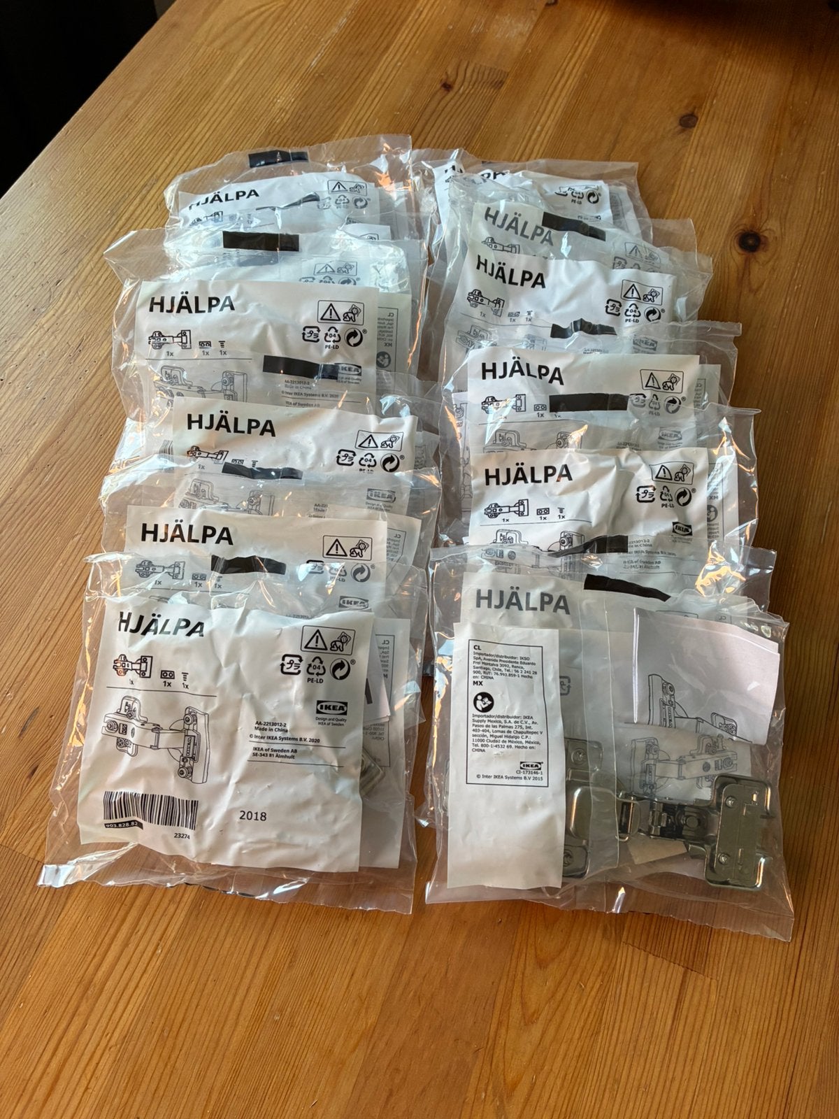 14 Hjälpa Ikea scharnieren, Huis en Inrichting, Ophalen, Nieuw