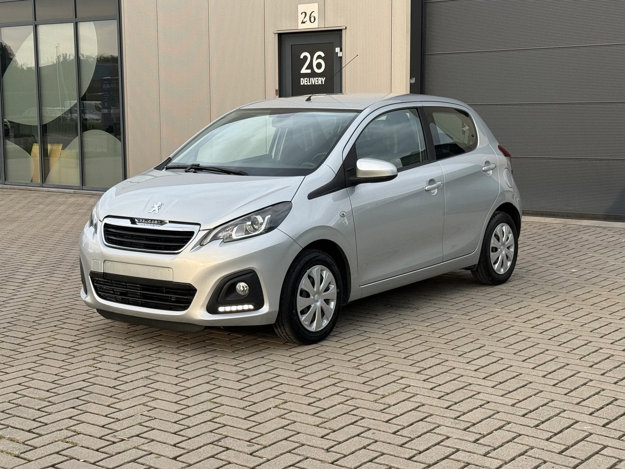 PEUGEOT 108 1.0 VTi STYLE /2019/53000KM/AIRCO/, Argent ou Gris, Achat, 998 cm³, Entreprise