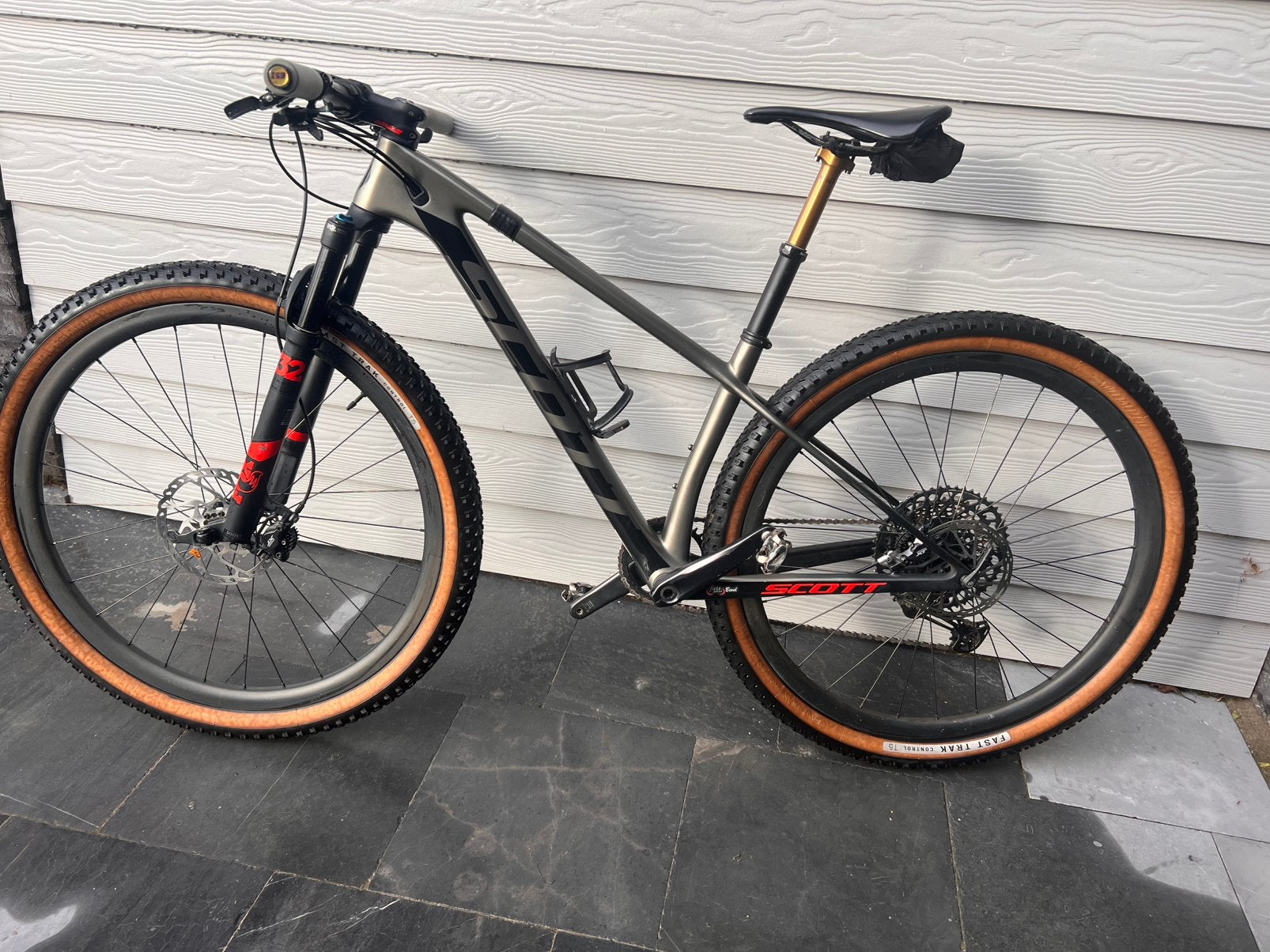 Zeer lichte Scott scale 910 met dropper (s), Fietsen en Brommers, Gebruikt, Hardtail, 45 tot 49 cm, Schijfrem
