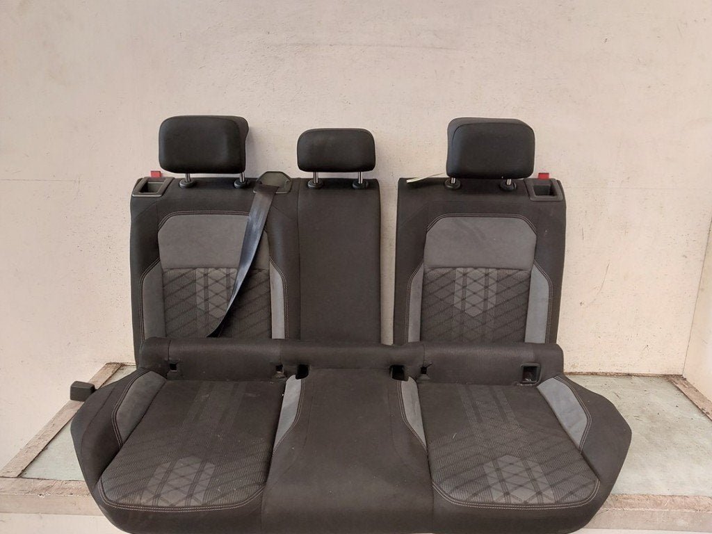 BANQUETTE ARRIÈRE Volkswagen Polo VI (AW1), Volkswagen, Volkswagen AG, Utilisé, Kundenbetreuung@volkswagen.de