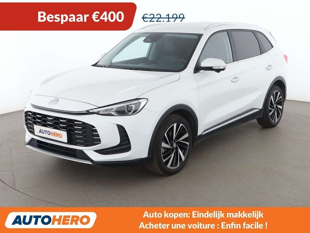 MG ZS 1.5 T-GDI Plug-in Hybrid Luxury (bj 2025, automaat), Auto's, MG, 197 pk, 145 kW, Zwart, Wit