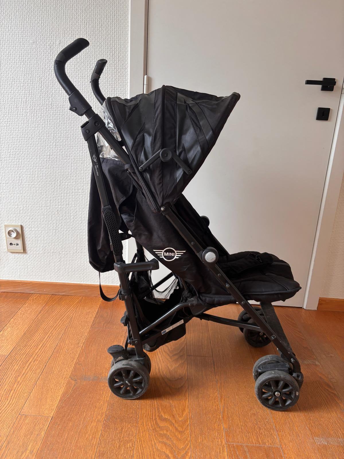 Easywalker designed by MINI, Enfants & Bébés, Enlèvement, Utilisé