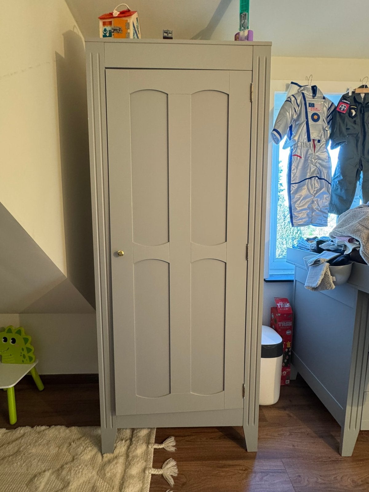 Armoire / pendrille pour chambre d’enfant, Comme neuf, 50 à 100 cm, Avec porte(s), 50 à 75 cm