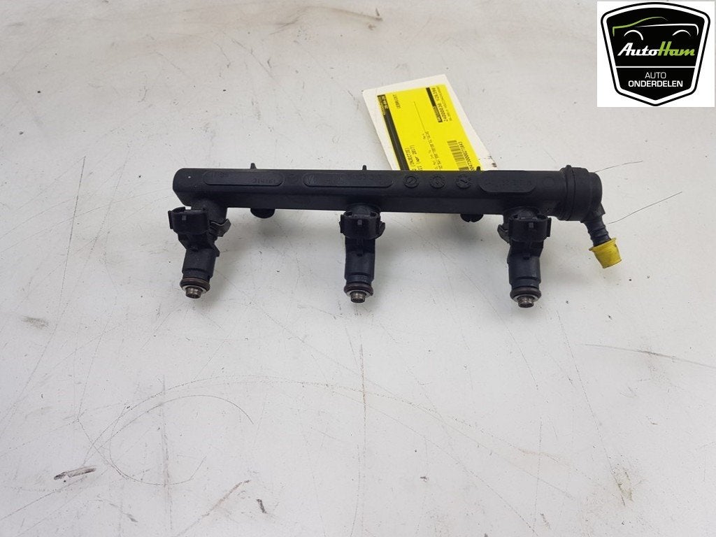 RAMPE D'INJECTION Seat Mii (01-2011/07-2019) (|04C133317M|), Utilisé, Seat