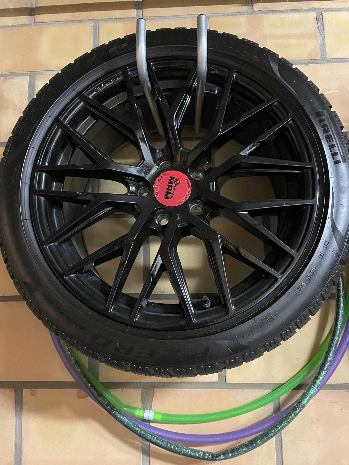 Velgen plus banden, Ophalen, Band(en)