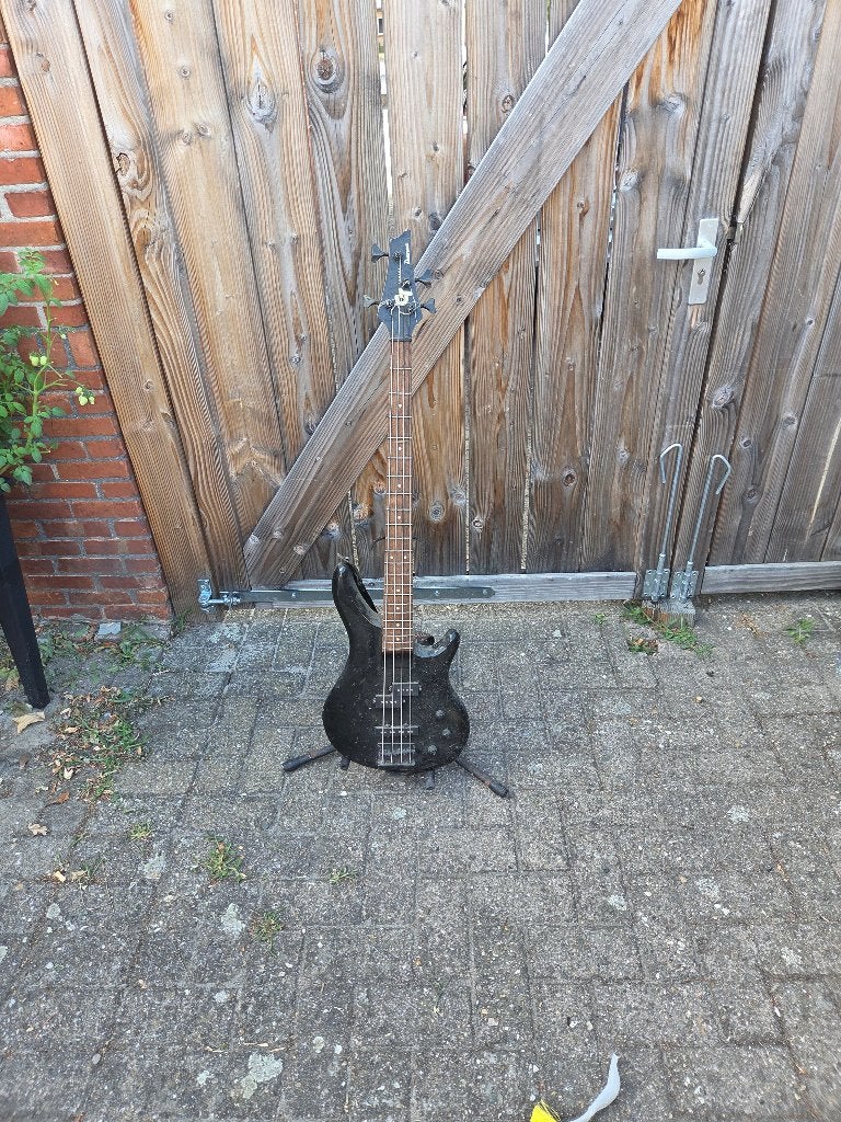 Basgitaar, Musique & Instruments, Instruments à corde | Guitares | Basses, Enlèvement, Utilisé, Électrique, 5 cordes