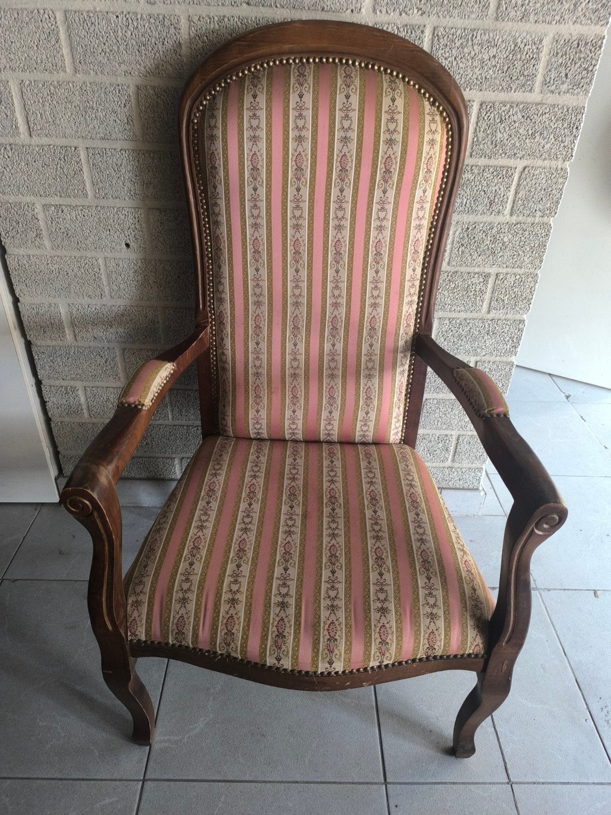 Chaise Louis XV : 100€, Enlèvement